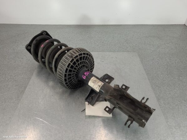 2021 MERCEDES VITO Left Front Strut