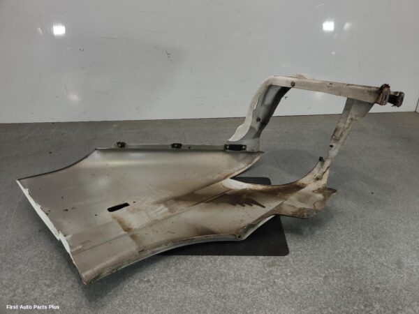 2004 MERCEDES SPRINTER Left Guard