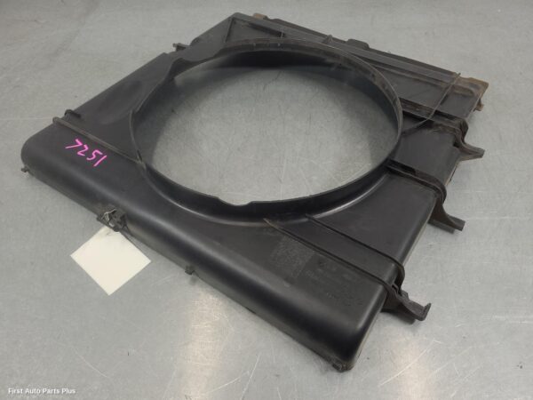 2022 MERCEDES SPRINTER Fan Shroud