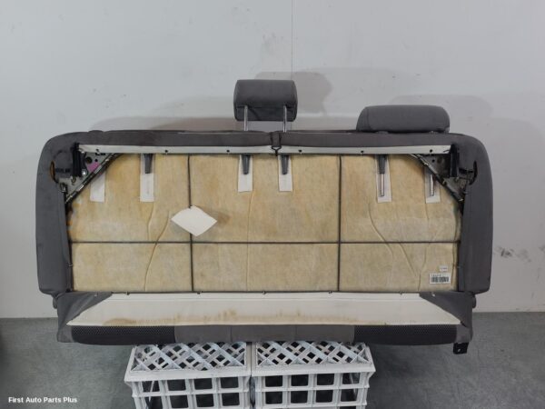 2007 TOYOTA HILUX 2nd Seat (Rear Seat)