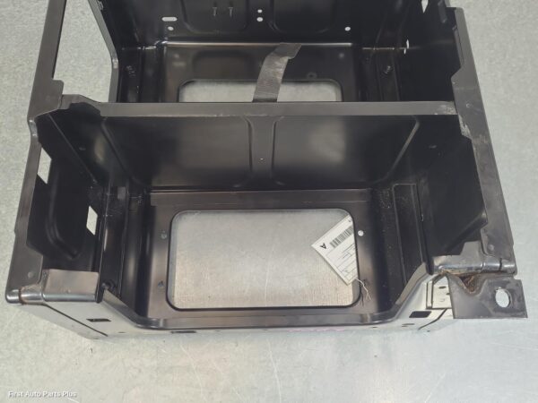 2007 MERCEDES VITO Seat Box