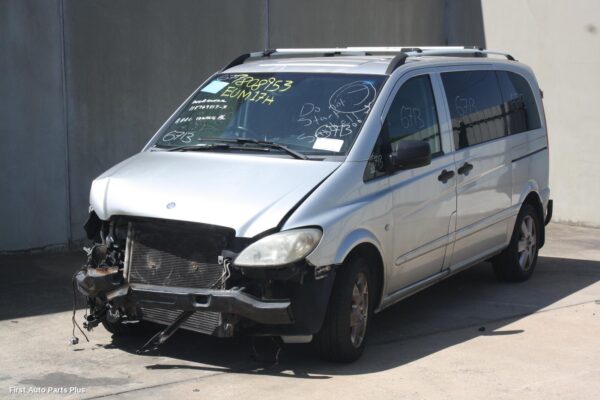 2010 MERCEDES VITO Tailgate Handle