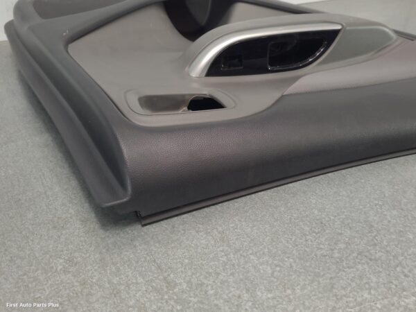 2017 MITSUBISHI TRITON Door Trim