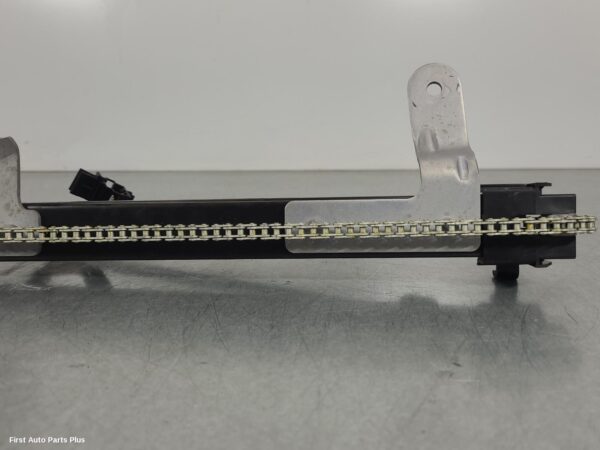 2016 MERCEDES VITO Hatch Strut
