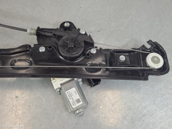 2024 FORD RANGER Left Front Window Reg/Motor