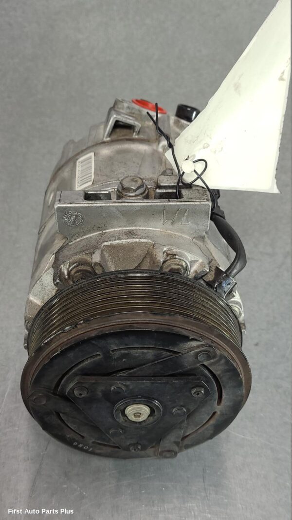 2020 RENAULT TRAFIC A/C Compressor