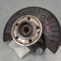 2006 MERCEDES VITO Left Front Hub Assembly