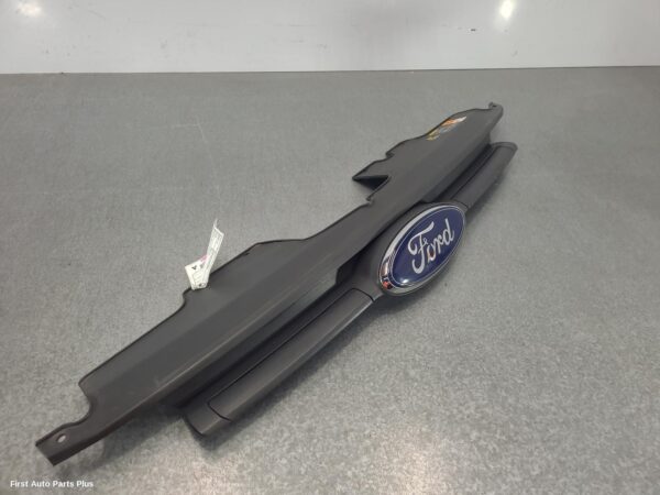 2015 FORD TRANSIT CUSTOM Grille