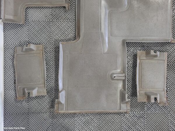2013 MERCEDES SPRINTER Carpet