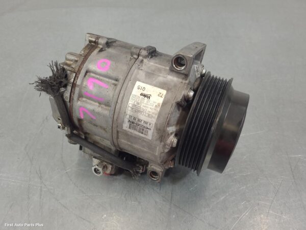 2012 MERCEDES VITO A/C Compressor