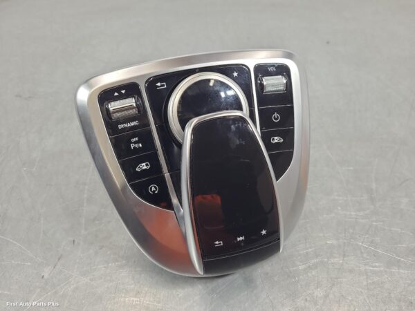 2020 MERCEDES VITO Radio/Cd/Dvd/Sat/Tv