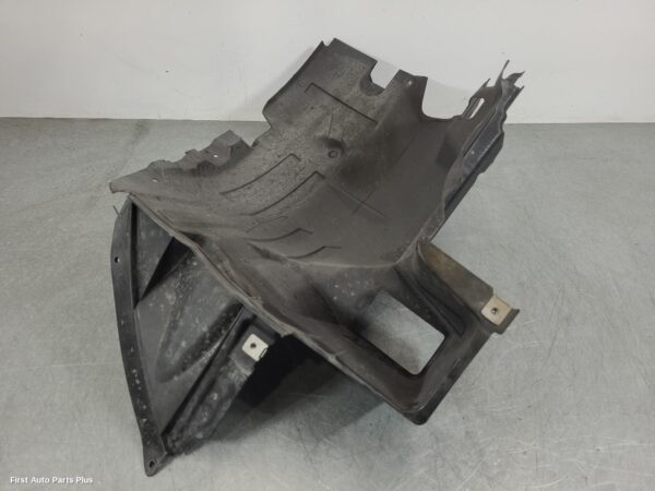 2024 MERCEDES SPRINTER Left Guard Liner