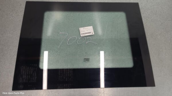 2021 RENAULT MASTER Right Rear Side Glass