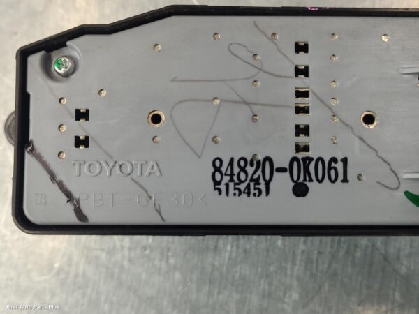 2012 TOYOTA HILUX Pwr Dr Wind Switch