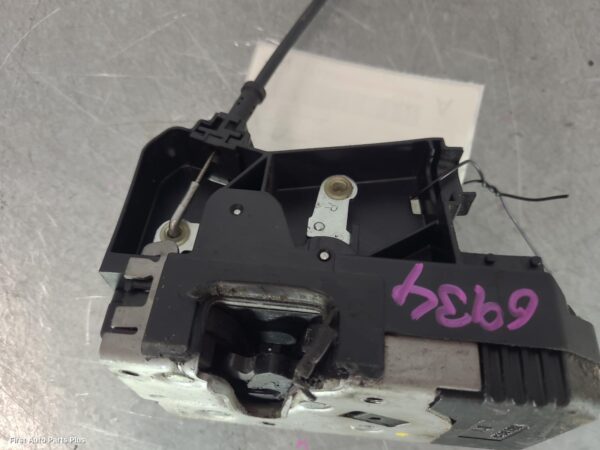 2014 RENAULT TRAFIC Door/Boot/Gate Lock