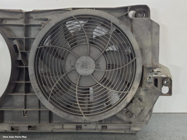 2015 MERCEDES SPRINTER Fan