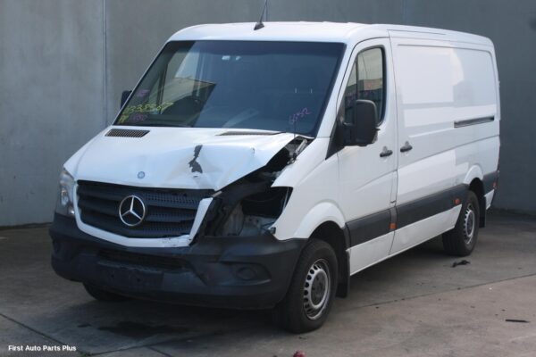 2014 MERCEDES SPRINTER Seat Box