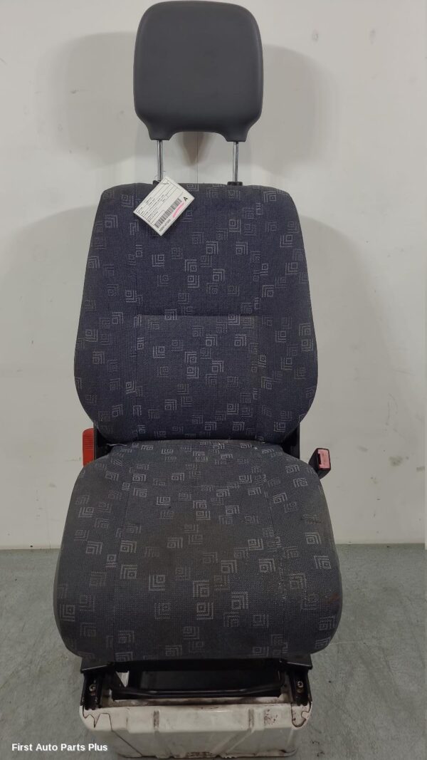 2004 MERCEDES SPRINTER Front Seat