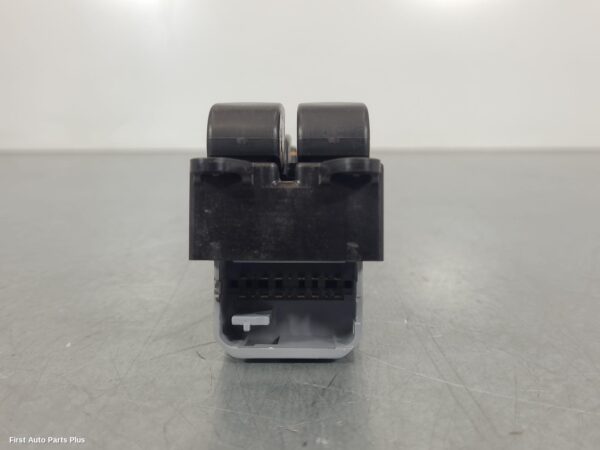 2012 TOYOTA HILUX Pwr Dr Wind Switch