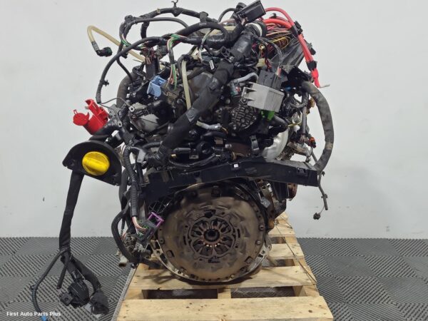 2017 RENAULT MASTER Engine