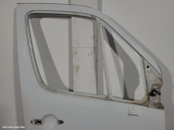 2009 MERCEDES SPRINTER Right Front Door
