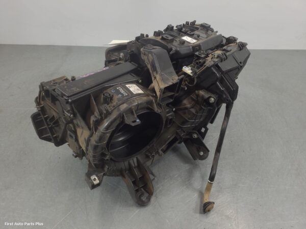2012 TOYOTA HILUX Heater Core/Box