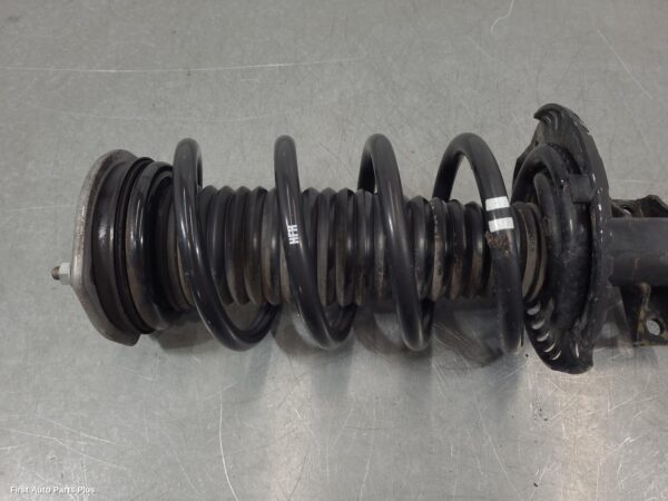 2019 VOLKSWAGEN CRAFTER Right Front Strut