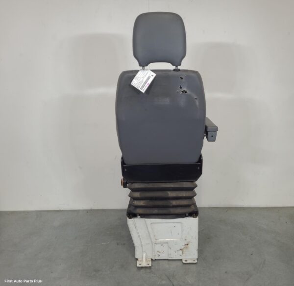 2005 MERCEDES SPRINTER Front Seat