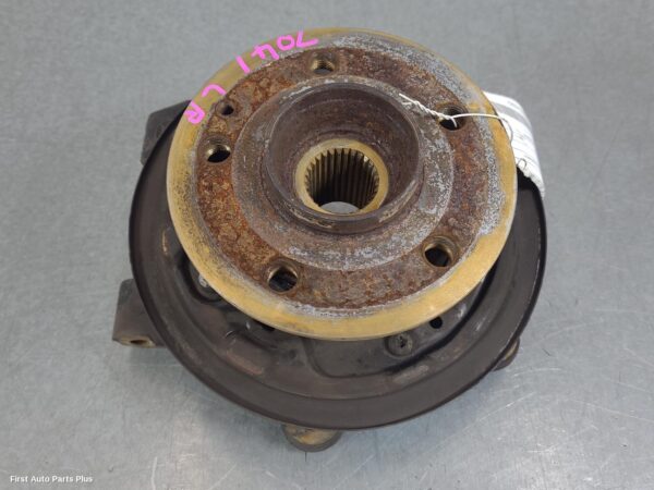 2016 MERCEDES VITO Left Rear Hub Assembly