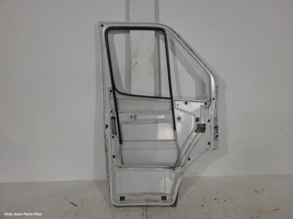 2002 MERCEDES SPRINTER Left Front Door