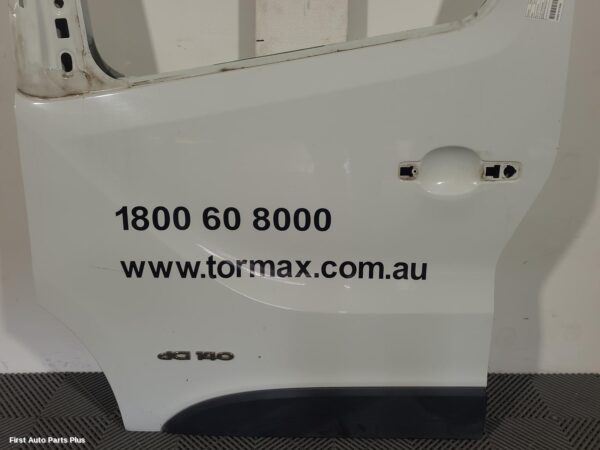 2017 RENAULT TRAFIC Left Front Door