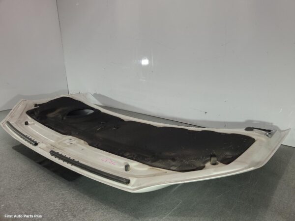 2019 VOLKSWAGEN CRAFTER Bonnet