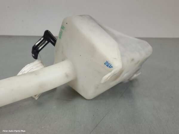 2018 MAZDA BT50 Washer Bottle
