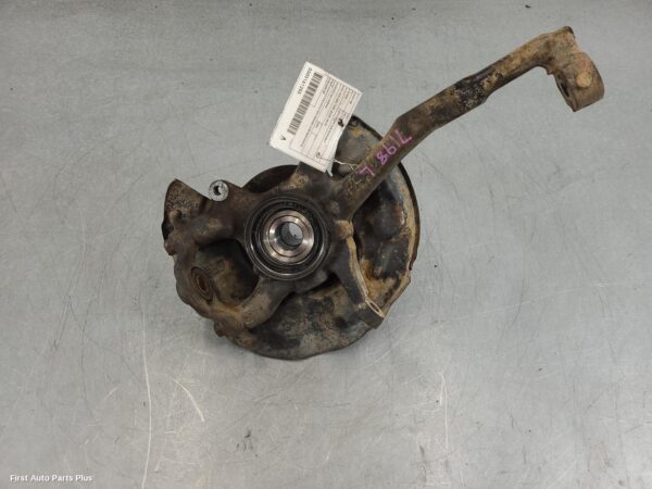 2006 TOYOTA HILUX Left Front Hub Assembly