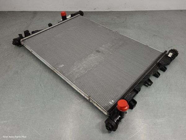2025 LDV DELIVER 9 Radiator