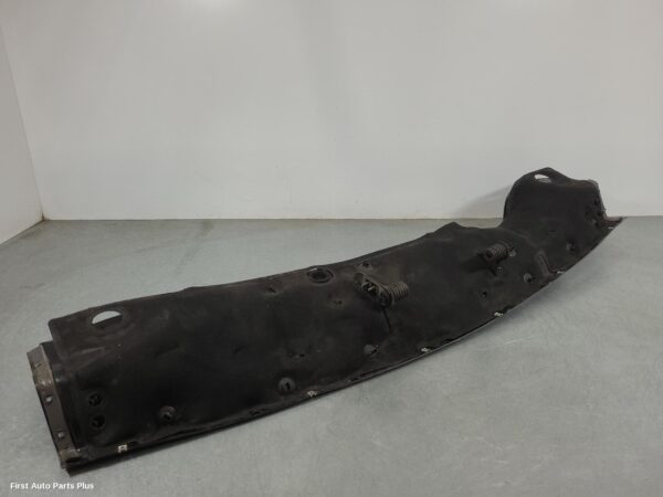 2014 MERCEDES VITO Plenum Chamber