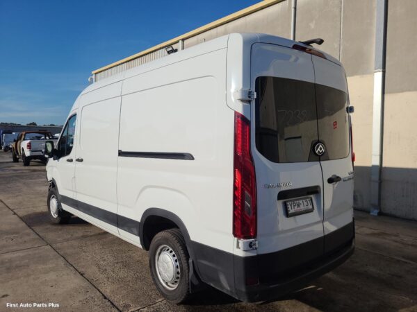 2025 LDV DELIVER 9 Radiator
