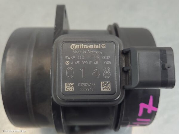 2014 MERCEDES VITO Air Flow Meter