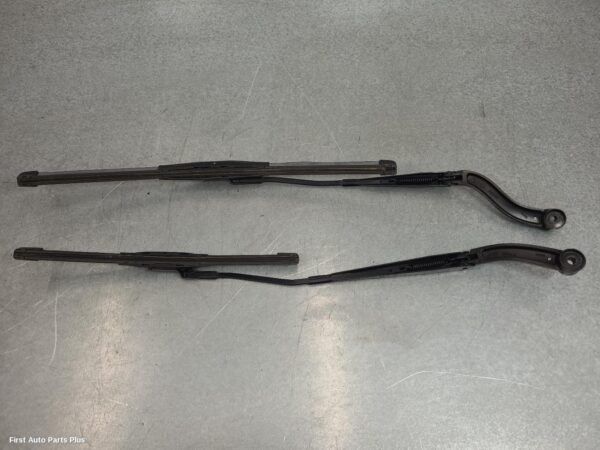 2017 FORD EVEREST Wiper Arm