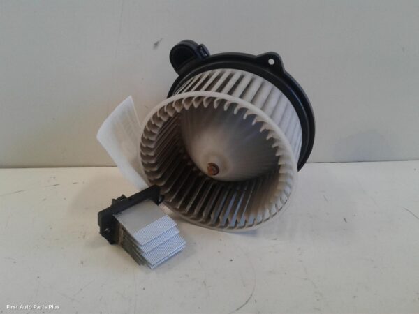 2008 HYUNDAI ILOAD/IMAX Heater Fan Motor