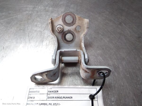 2016 FORD RANGER Door Hinge/Runner