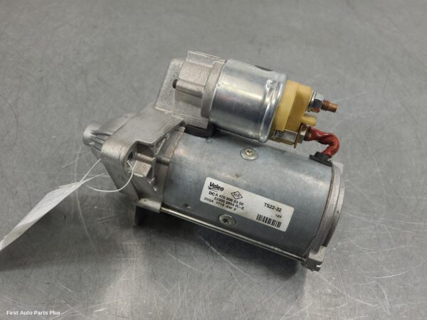 2025 NISSAN NAVARA Starter