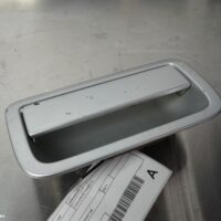2011 VOLKSWAGEN AMAROK Tailgate Handle