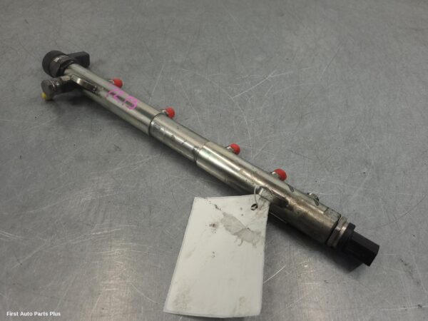 2007 MERCEDES SPRINTER Injection Rail