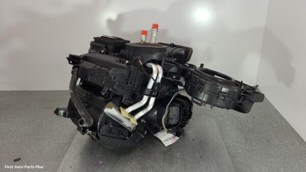 2018 RENAULT MASTER Heater Core/Box