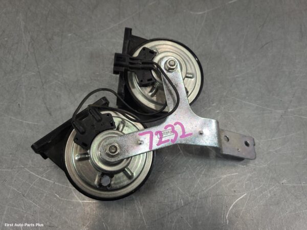 2022 FORD TRANSIT CUSTOM Horn