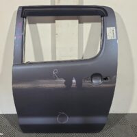 2010 TOYOTA HILUX Left Rear Door/Sliding