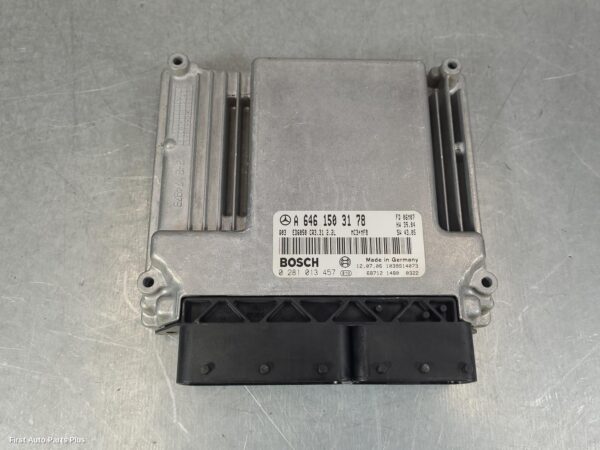 2006 MERCEDES VITO Ecu