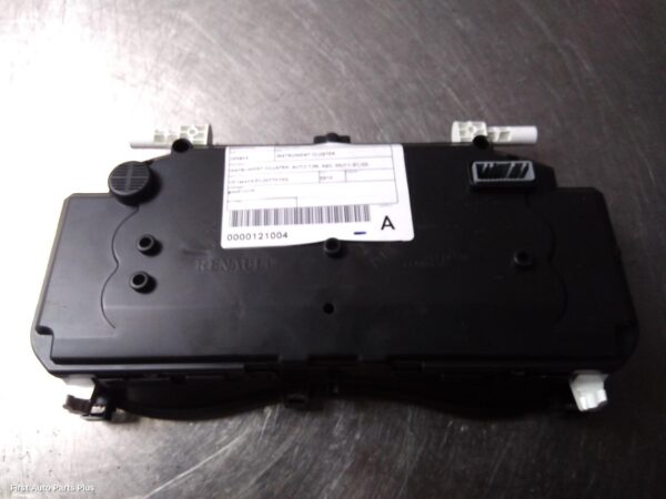 2019 RENAULT MASTER Instrument Cluster