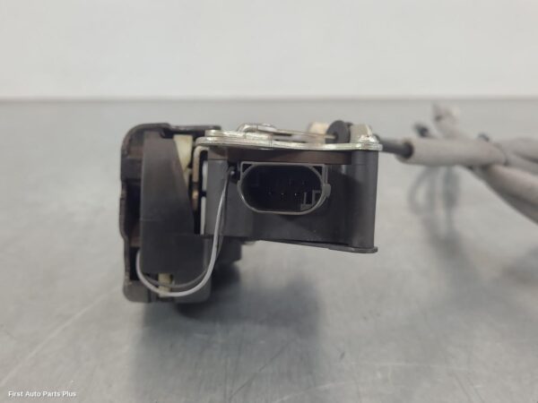 2010 MERCEDES VITO Door/Boot/Gate Lock